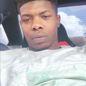 Meet your Posher, Aaron